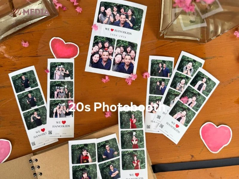 wedding guest book 
